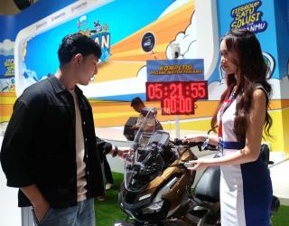 Booth FIFGROUP di IMOS 2025 Dibuka, Sajikan Promo Spesial dan Hadiah Motor Honda Lewat Pegang Asyik