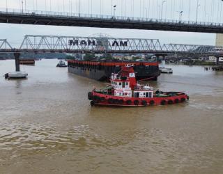 Pelindo Marine dan Upaya Menjaga Keselamatan Pelayaran di Sungai Mahakam