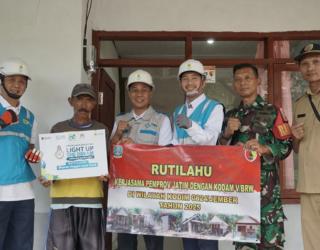 Peringati Hari Kesaktian Pancasila, PLN Sambung Listrik Gratis dan Bedah Rumah di Jember