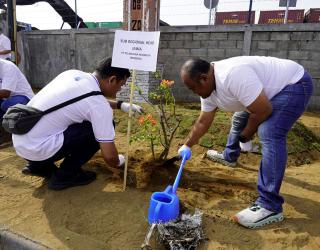 Pelindo Hijaukan Kawasan Eks PKL, Wujudkan Pelabuhan Berwawasan Lingkungan