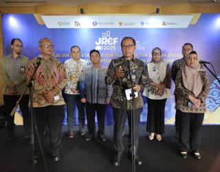 BI Tekankan Manufaktur Jadi Kunci Utama dalam Buku Kajian Strategi Investasi Jawa 2025