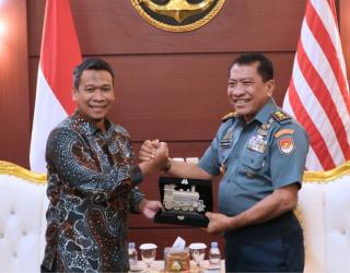 SGN Perkuat Sinergi Kementan & TNI AL untuk Percepatan Hilirisasi Tebu