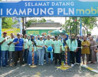 PLN UID Jatim Perkuat Sinergi dengan Desa Lewat Program Kampung PLN Mobile