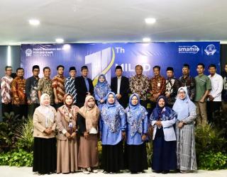 Di Usia ke 11 SMA Muhammadiyah 10 GKB Gresik Komitmen Jaga Lingkungan Pendidikan Berkualitas   ‎