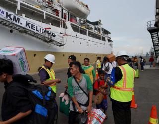 Arus Penumpang Tanjung Perak Naik Tipis, Makassar-Lombok Rute Favorit