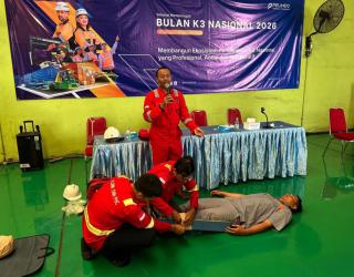 Bulan K3, TKBM TPK Berlian Dibekali Pelatihan Basic Life Support