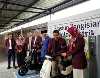 Umsura Luncurkan SPKL, Komitmen Kampus Hijau dan Energi Berkelanjutan