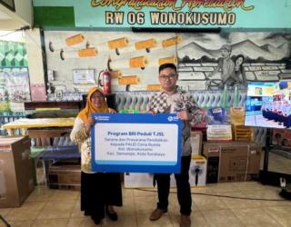 BRI BO Kertajaya Serahkan Bantuan Sarana Belajar Untuk Pos PAUD Terpadu Ceria Bunda