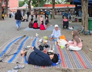 Hari Pertama Lebaran, Kenjeran Lama di Padati Wisatawan