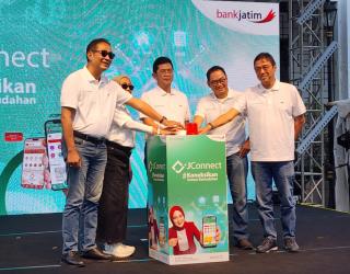Luncurkan JConnect Versi Terbaru, Bank Jatim Bidik 2 Juta User Baru