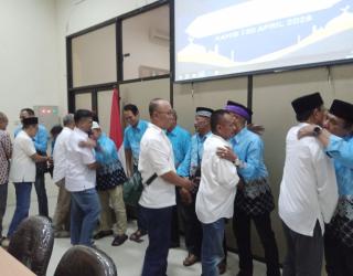 PWI  Jatim Resmi Lepas Rombongan Wartawan Jalankan  Ibadah Haji 2026