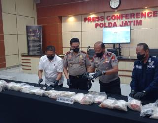 22,6 Kokain Ditemukan di Kawasan Wisata Pantai Sumenep ‎