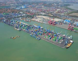 Arus Peti Kemas Pelindo Capai 6,42 Juta TEUs, Sinyal Positif Ekonomi Nasional