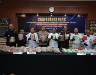 Ungkap 3.157 Kasus Narkoba, Polda Jatim Selamatkan 2,79 Juta Jiwa dari Bahaya Narkotika