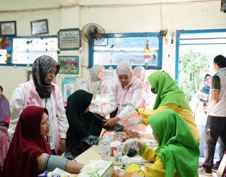 Srikandi PLN Hadirkan Layanan Kesehatan Gratis untuk Warga Wonokromo