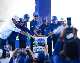 AHY Resmi Luncurkan Gerakan Nasional Langit Biru, Ajak Rakyat Bersihkan Pantai Untuk Masa Depan Indonesia ‎ ‎