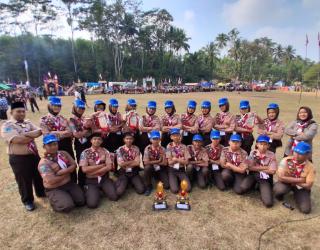 Berhasil Sabet Dua Gelar, Pasuska SMPN 1 Kromengan Juara Umum LT II Kwarran