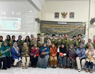Keren, KKN Kelompok 06 UPN Veteran Jatim Dorong UMKM Bertransformasi Digital di Kawasan Petemon ‎