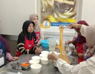 Bogasari Baking Center Latih Puluhan UMKM Surabaya