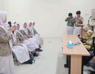 Perdalam Ilmu Jurnalistik 75 Siswa El Manzil MAN Sidoarjo Kunjungi PWI Jatim