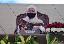 Gubernur Jawa Timur Khofifah Indar Parawansa jatuhnya 2 pesawat milik TNI Super Tucano yang menewaskan 4 awak terbaik di TNI AU ini adalah merupakan prajurit yang tinggal di Jatim ( Foto : Dok. Pemprov Jatim for Jatimkini.com )