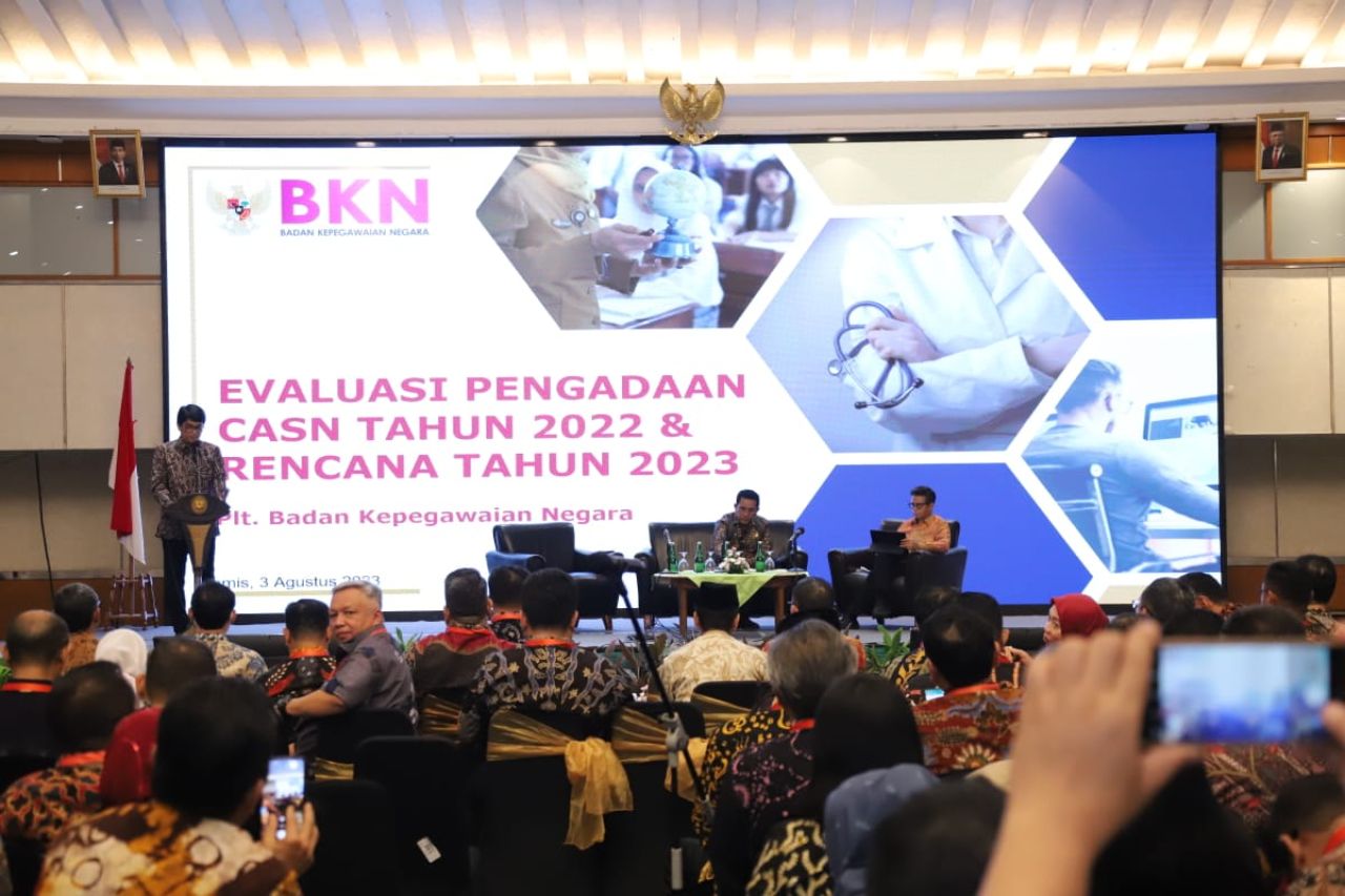 Peserta sedang mengikuti Rapat Koordinasi Pengadaan ASN dan Uji Publik Undang-Undang ASN di  Jakarta, Kamis (3/8). Foto : Dok. Humas Pemkot Malang