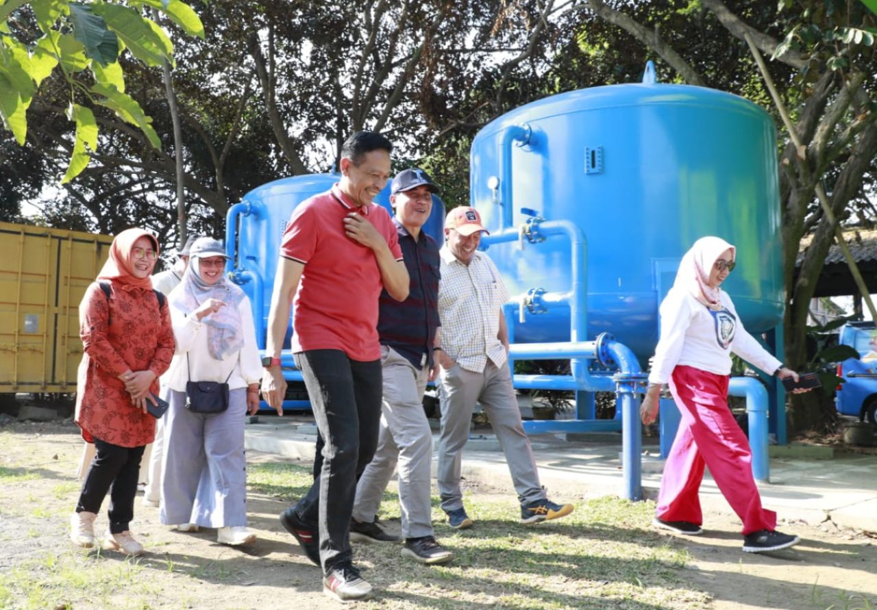 Penjabat (Pj) Wali Kota Malang Dr. Ir. Wahyu Hidayat, M.M meninjau sejumlah proyek strategis, Sabtu (30/9). Foto : Dok. Bagian Protokol dan Komunikasi Pimpinan