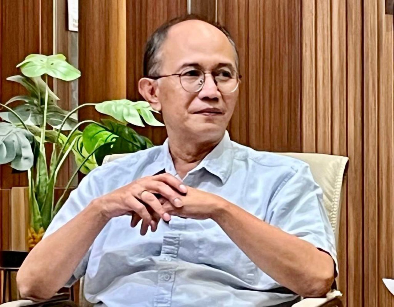 Ketua Umum Kamar Dagang dan Industri (Kadin) Jawa Timur, Adik Dwi Putranto,  pengusaha memiliki harapan besar pada Capres Dan Cawapres 2024 soal ekonomi Indonesia ( Foto : Kadin Jatim for Jatimkini.com )