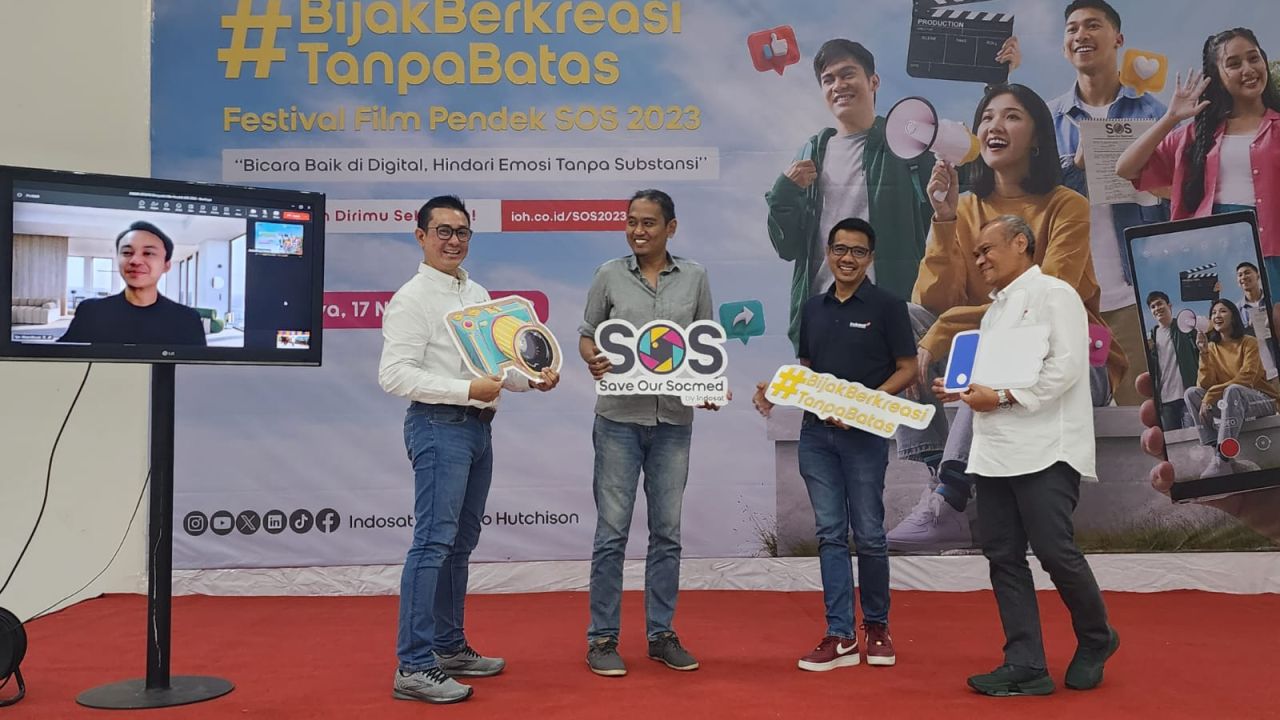 Indosat Ooredoo Hutchison (Indosat atau IOH) berkolaborasi dengan Narasi menyelenggarakan ajang Festival Film Pendek Save Our Socmed (SOS) 2023. ( Foto : Jatimkini.com / Alvian Yoananta )