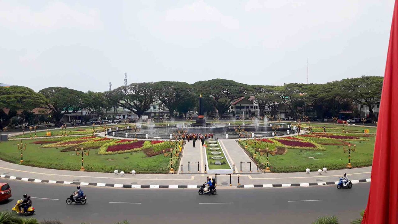 Alun-Alun Tugu Kota Malang