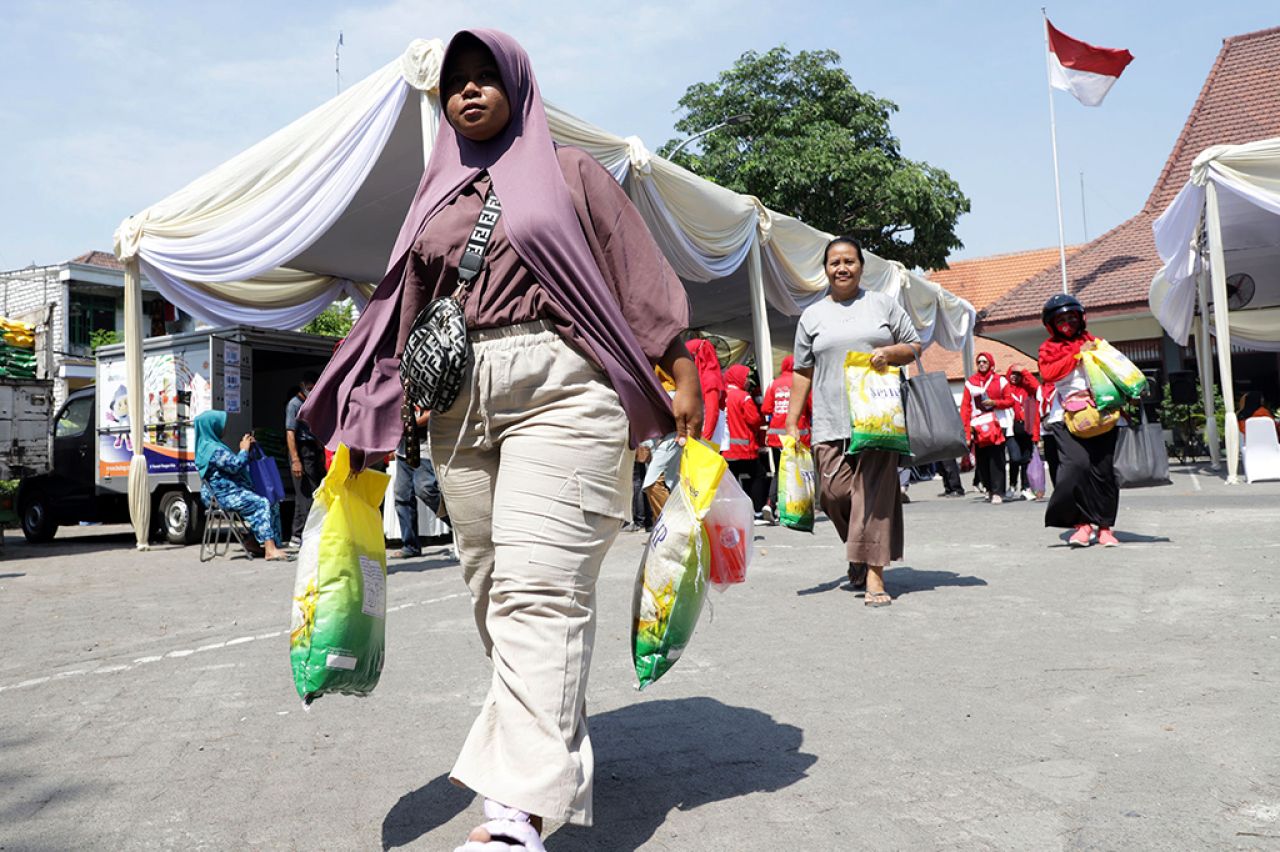 Pemkot Surabaya menjamin ketersediaan beras selama tiga bulan ke depan masih aman. (Foto: dok Humas Pemkot Surabaya)