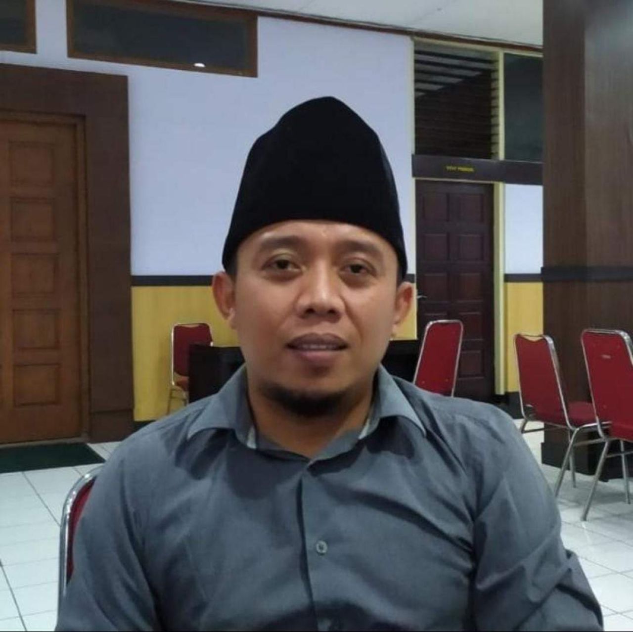Ketua PWI Bondowoso, Haryono meminta peringan HPN 2024 media harus menjadi tameng agar masyarakat tidak gaduh karena hoaks.( Foto : Jatimkini.com / CR 1 )