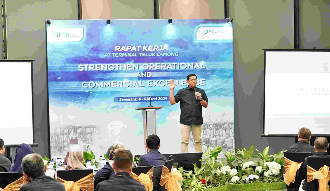 Dirut TTL David P. Sirait saat menggelar rapat kerja 2024 pada 4 -5 Maret 2024. Foto : TTL for Jatimkini