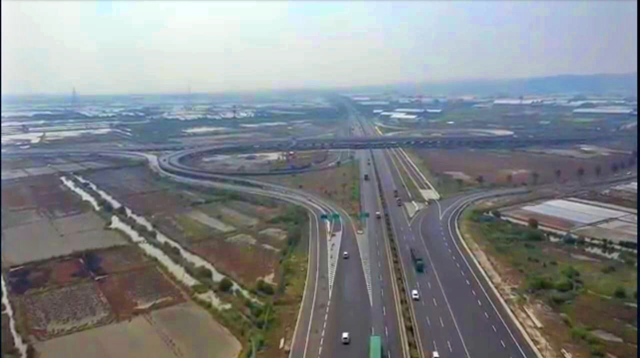 Tampak dari atas proyek fly Over TTL. Foto : Pelindo