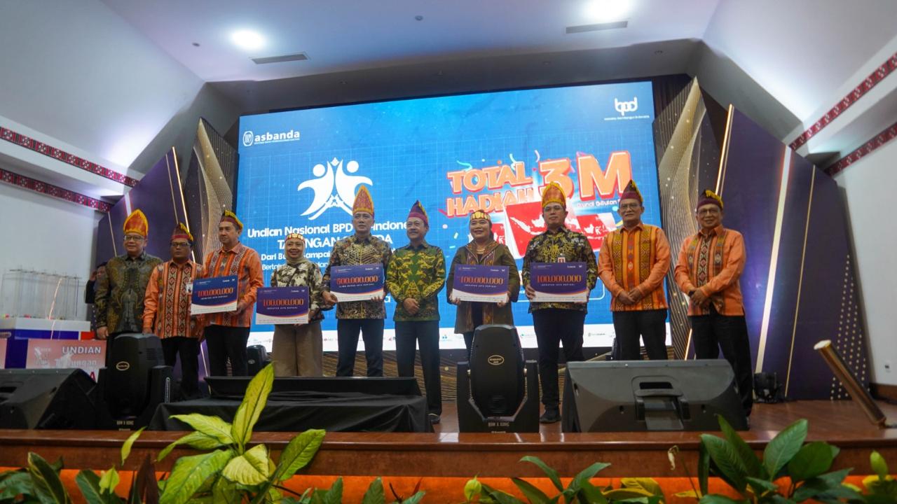 Kegiatan pengundian tabungan Simpeda Nasional di Sumatera Utara. Foto : Bank Jatim