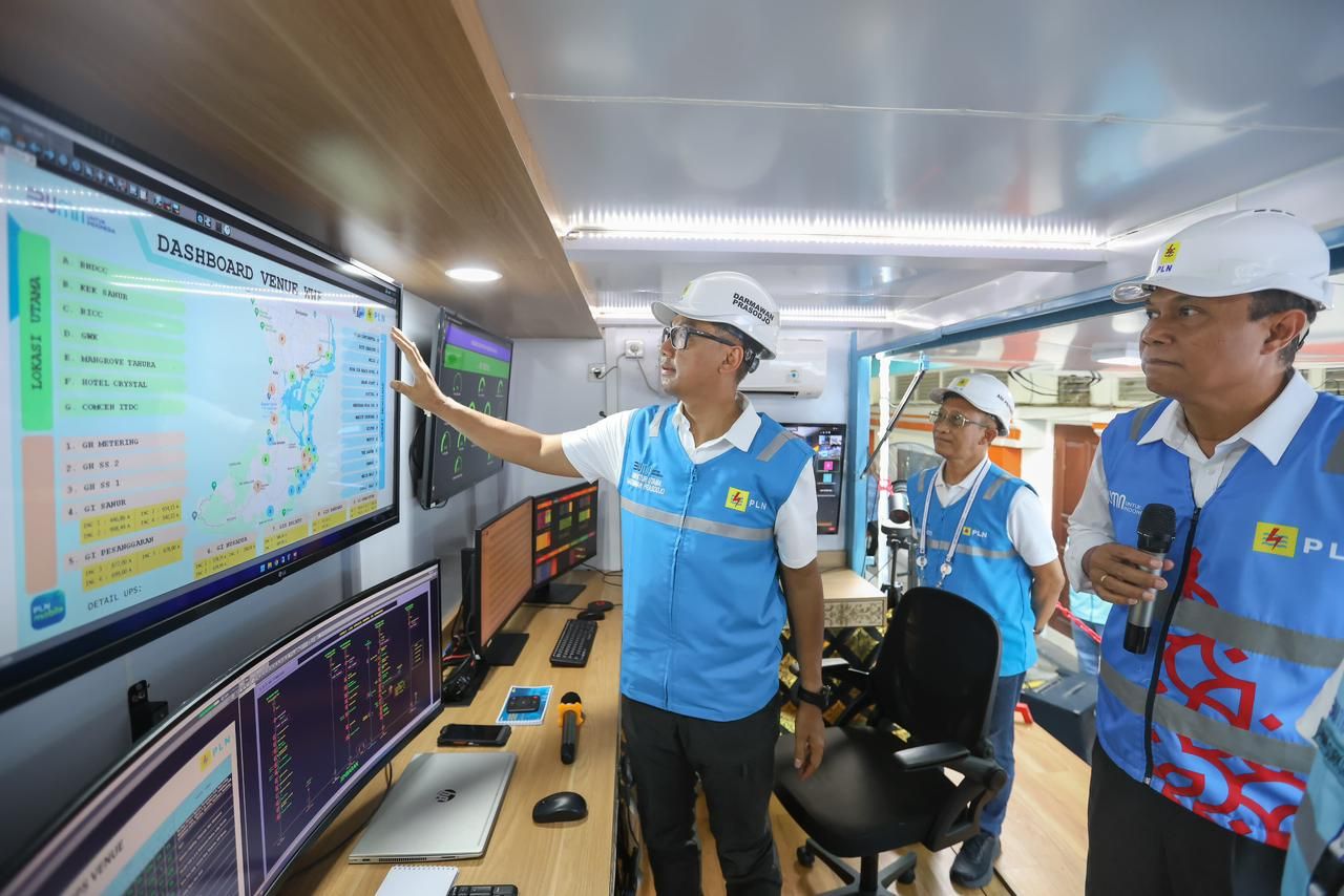 Direktur Utama PLN Darmawan Prasodjo saat cek langsung kesiapan kelistrikan KTT WWF ke-10 di Bali. (Foto: PLN for Jatimkini.com)