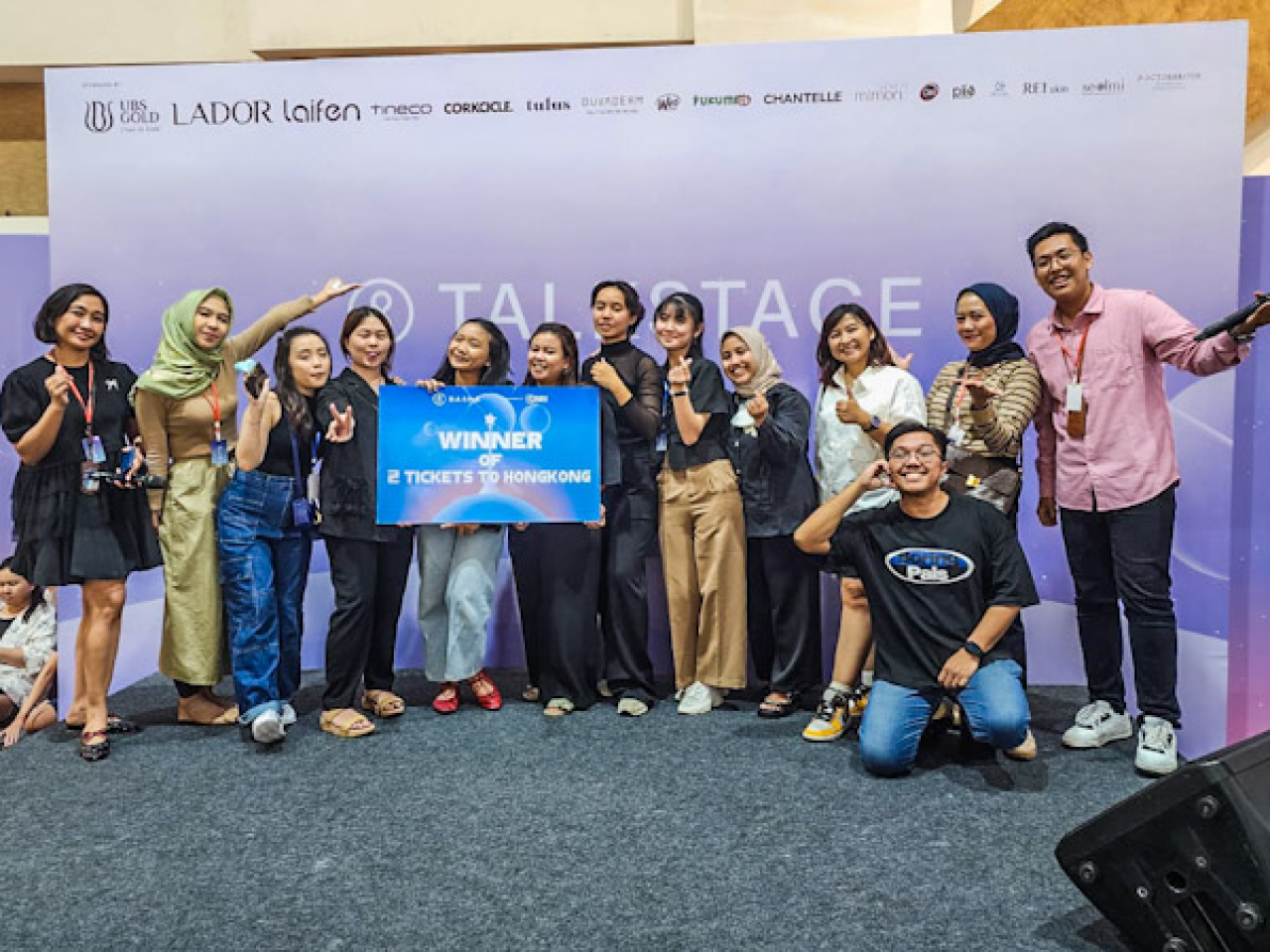 Para pemenang undian BRI dalam Basha Market Surabaya 2024. Foto : BRI