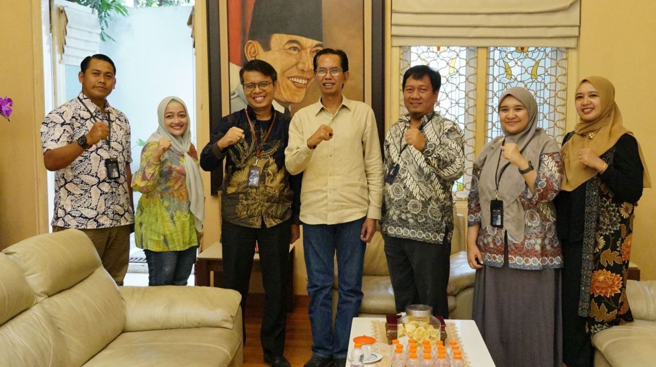 PLN di Surabaya menggelar audiensi bersama Ketua DPRD Kota Surabaya, Adi Sutarwijono. (Foto: PLN for Jatimkini)