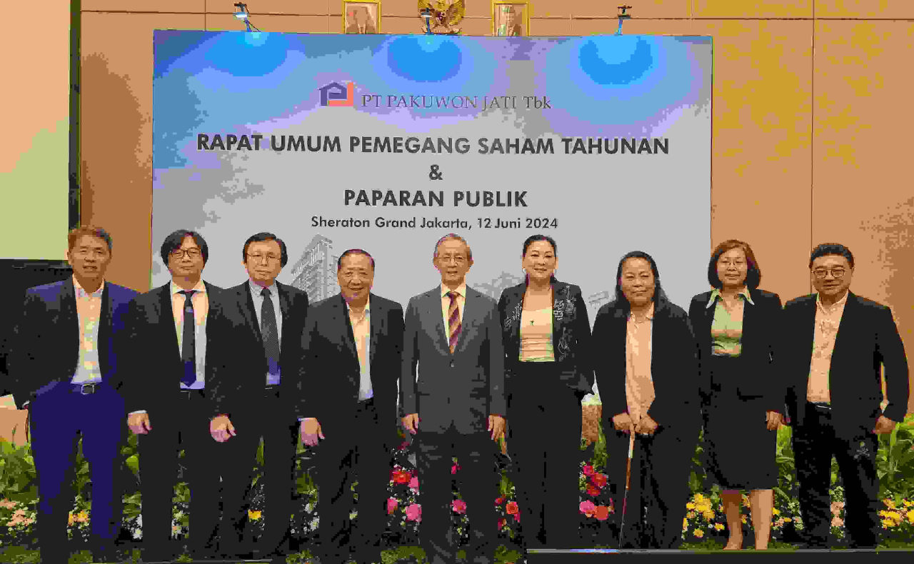 Jajaran direksi Pakuwon Jati usai menggelar RUPST di Jakarta. Foto : Pakuwon