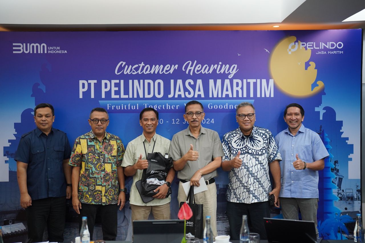 Pelindo Jasa Maritim (SPJM) usai menggelar Customer Hearing 2024 mendapatkan saran dari pengguna jasa kemaritiman ( Foto : PT Pelindo for Jatimkini.com )