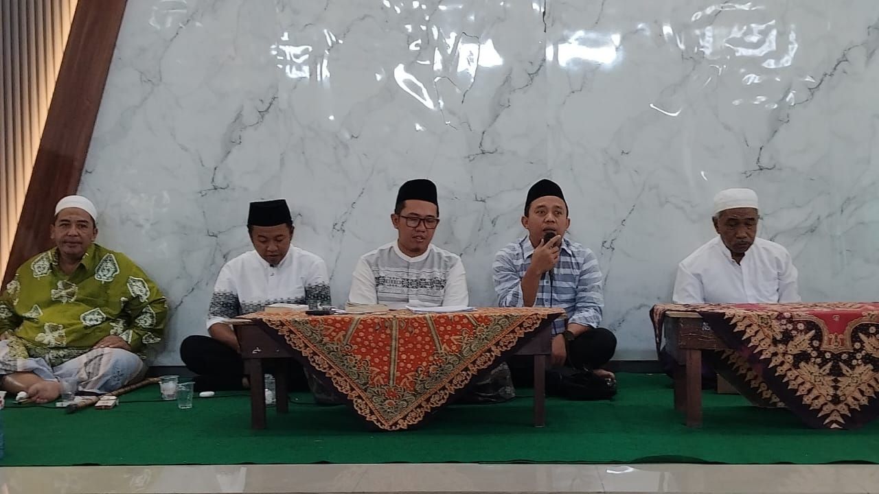 Haryono saat memberi sambutan usai dirnya terpilih sebagai ketua MWC NU Tegalampel ( (Foto : Istimewa )