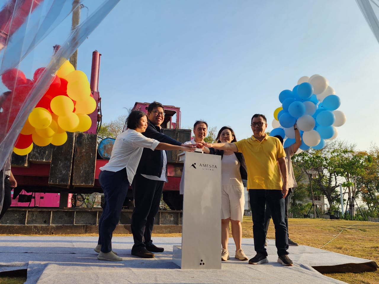 Seremoni groundbreaking Community Center Amesta Living yan dikembangkan Intiland di Surabaya Timur. Foto : Peni Widarti
