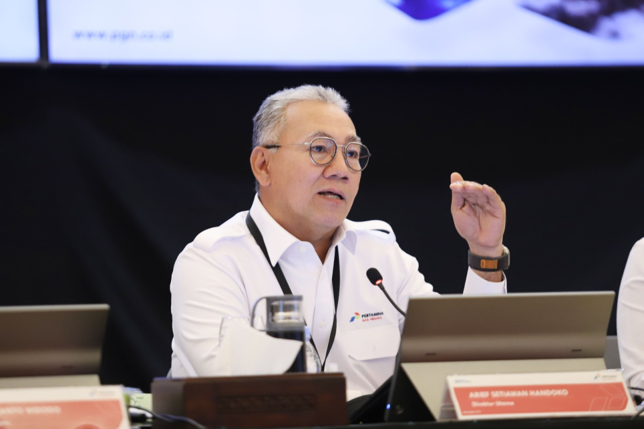 Direktur Utama PGN, Arief Setiawan Handoko memberi paparan dalam public expose di Jakarta. Foto : PGN
