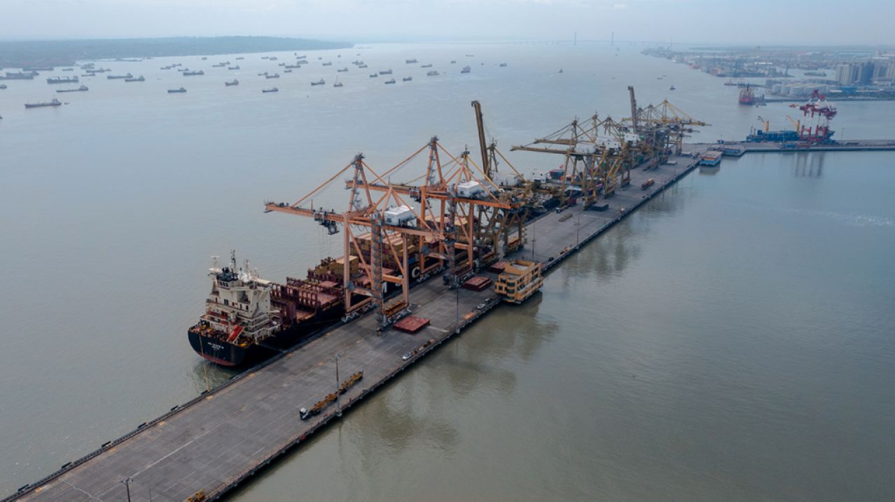 Arus peti kemas internasional masih mendominasi di TPS sepanjang Januari hingga Agustus 2024. (Foto: TPS for jatimkini.com