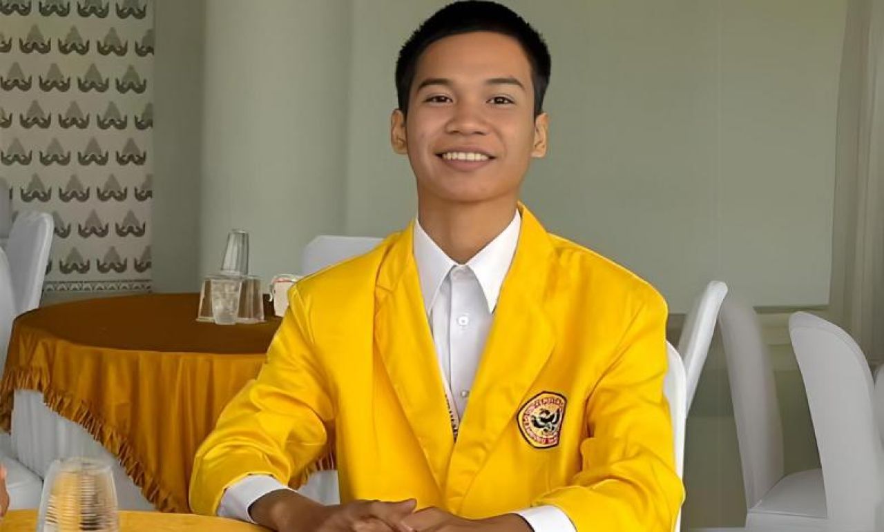 Muhammad Ridan raih beasiswa sebagai mahasiswa Fakultas Ilmu Sosial & Ilmu Politik (FISIP) Universitas Lambung Mangkurat (ULM) ( Foto : Jatimkini.com/Ilham)