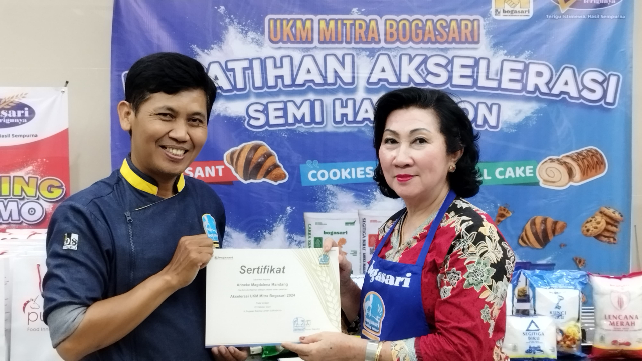 Peserta UMKM mengikuti program pelatihan usaha dengan Bogasari. Foto : Bogasari