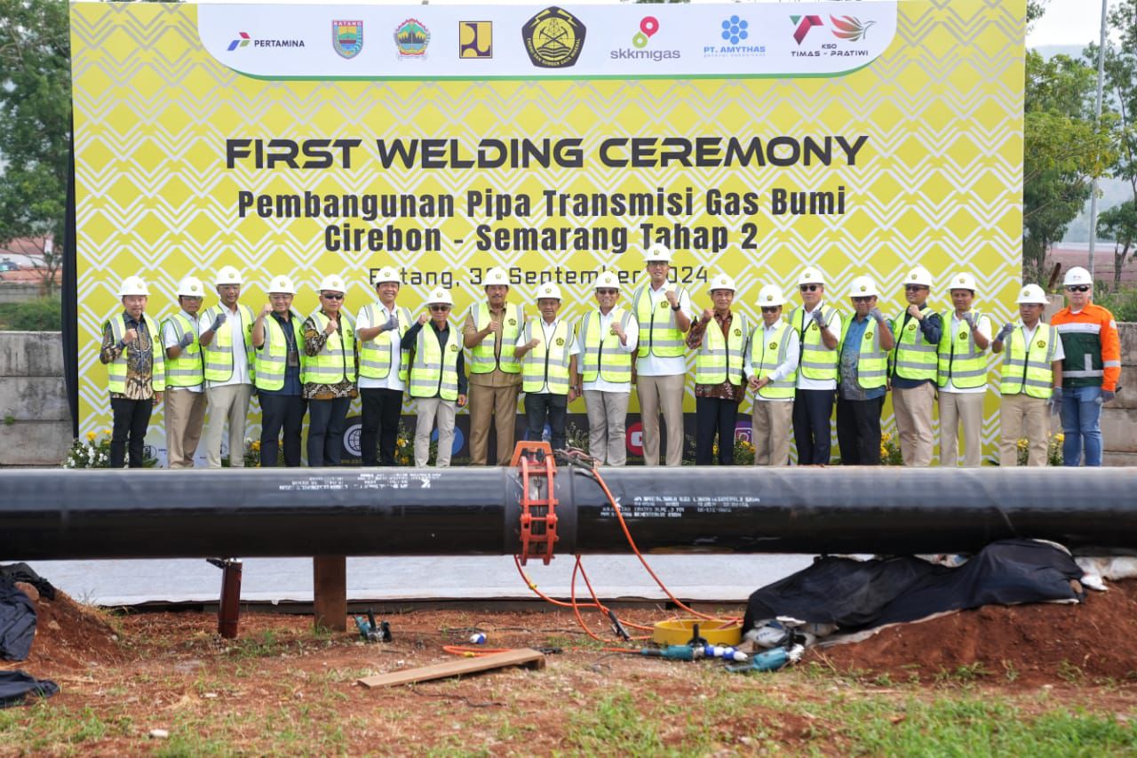 Kegiatan seremoni first welding pembangunan Pipa Transmisi Gas Cirebon - Semarang (Cisem) Tahap II. Foto : PGN