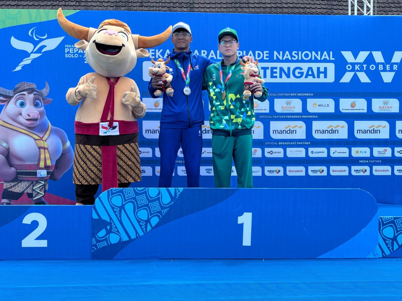 Kontingen Jatim cabor renang Maulana Rifky Yafianda, di nomor 100 meter gaya kupu-kupu putra klasisfikasi S12, berhasil meraih medali emas diajang Papernas 2024 (Foto : Dok. Jatimkini.com)