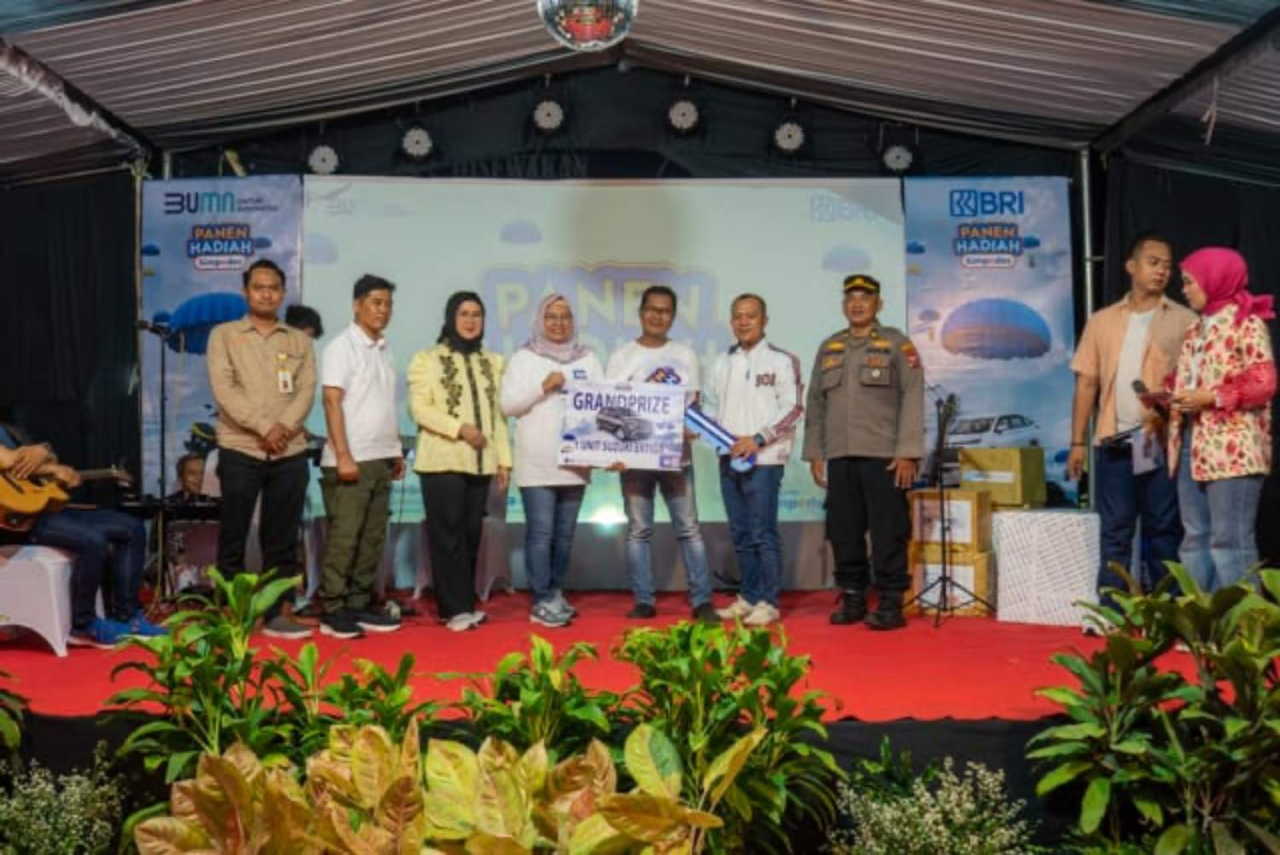 BRI Branch Office (BO) Kertajaya kembali menggelar undian Tabungan Simpedes, Panen Hadiah Simpedes (PHS) periode I/2024. FOTO : BRI