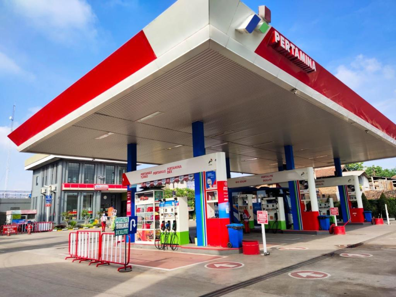 Ilustrasi suasana salah satu area SPBU di Jawa Timur. Foto : Pertamina Patra Niaga